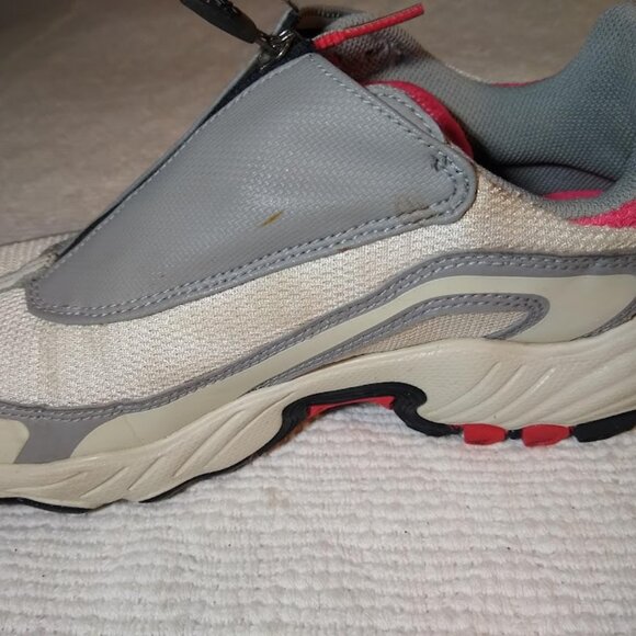 Columbia   size 7.5   Women's Trail Running Shoes   gray+pink - Picture 10 of 10